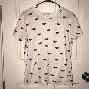 Lips Tee